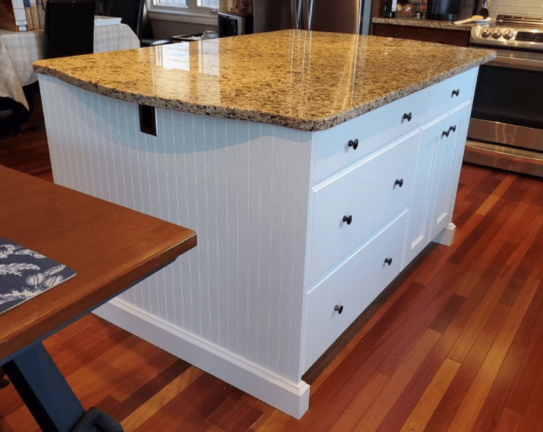 Sprayed Lacquer Cabinets