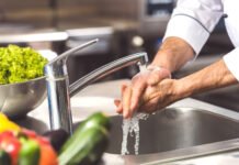 Maintaining Hygiene: Why Chef Hats are Essential in the Kitchen Maintaining Hygiene